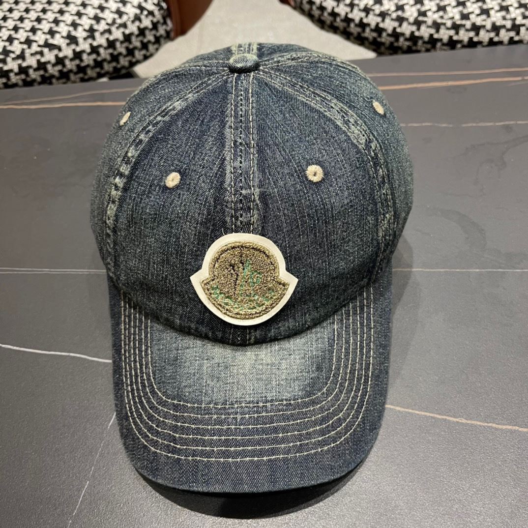 Moncler Caps